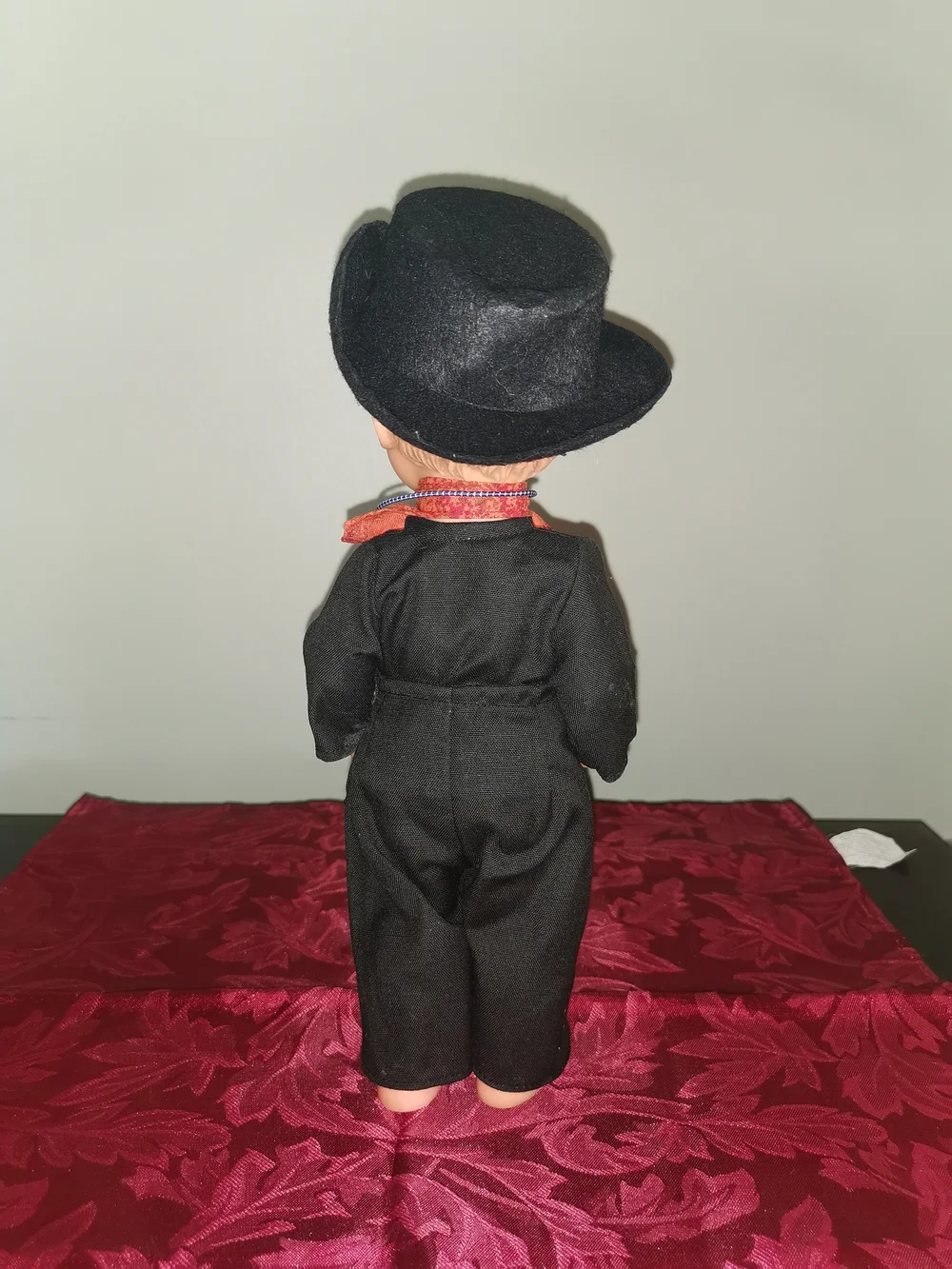 GOEBEL Hummel Vintage Felix Chimney Sweep 12